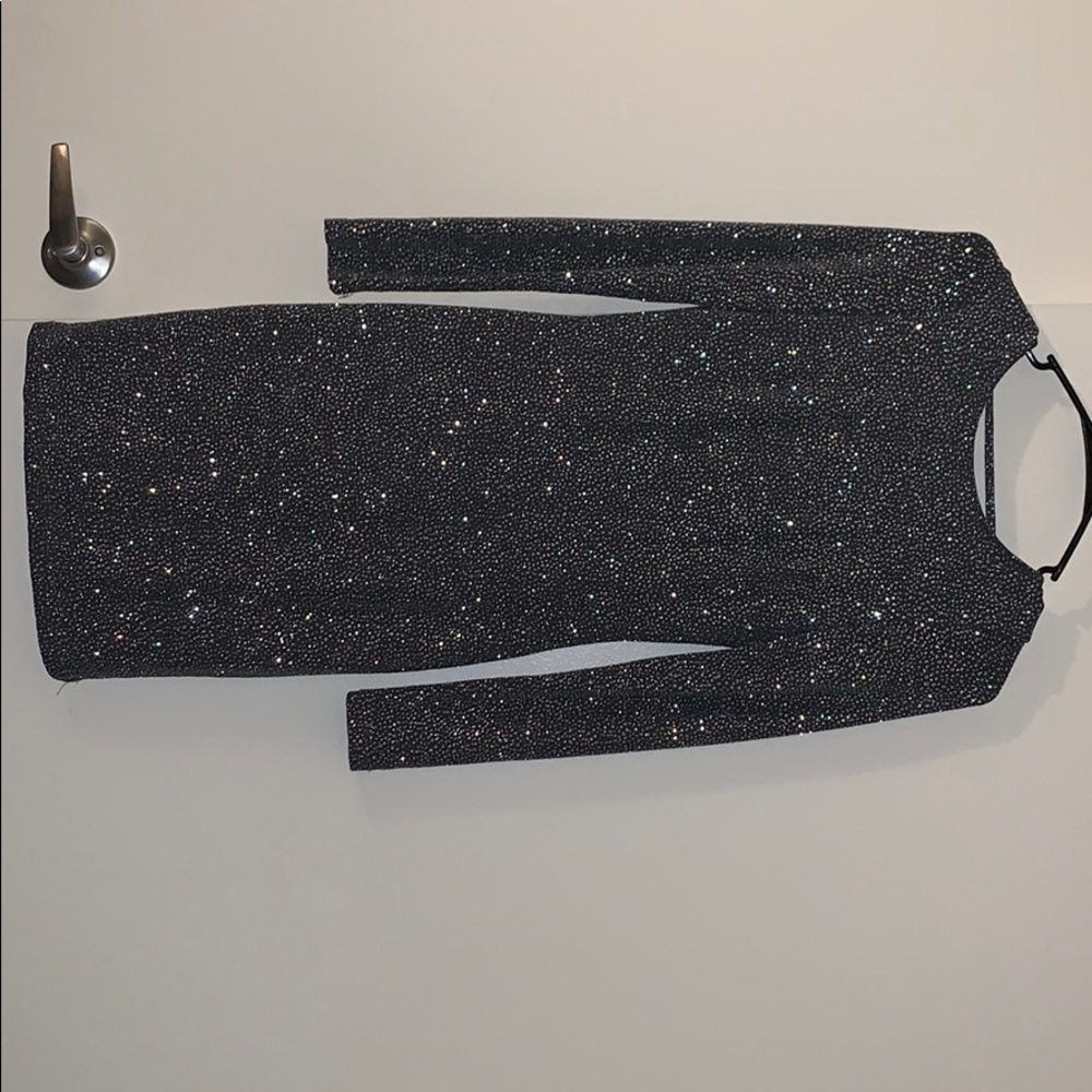 Long sleeve beautiful dress silver